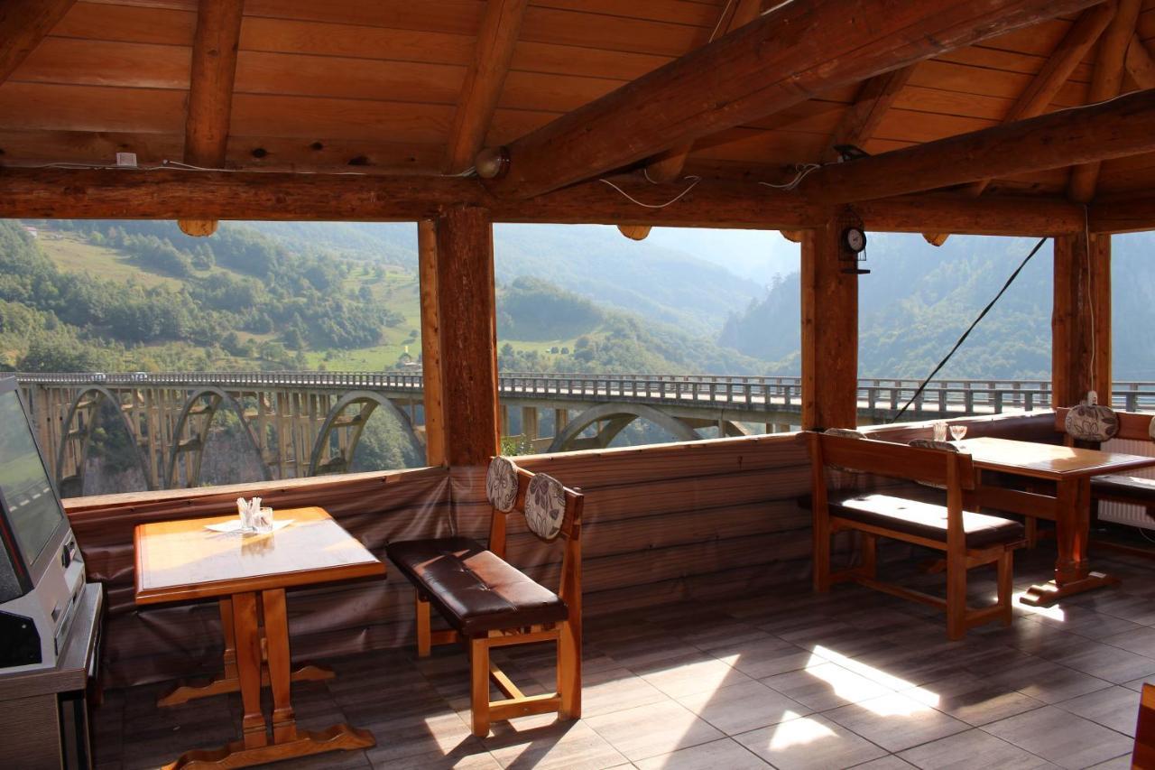 Tara Bridge Castle Hotel Zabljak  Exterior photo