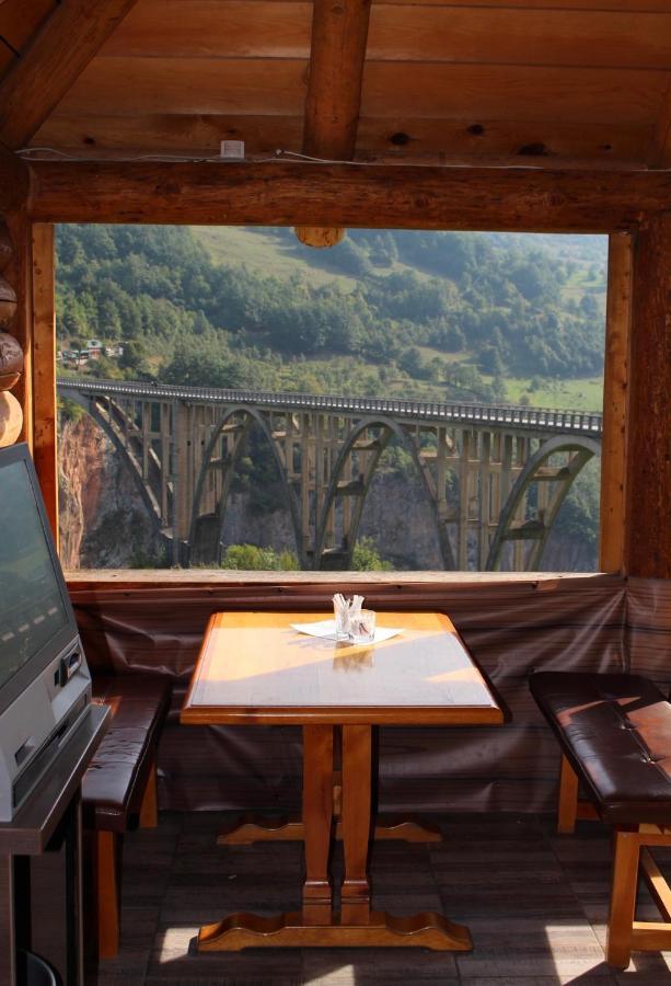 Tara Bridge Castle Hotel Zabljak  Exterior photo