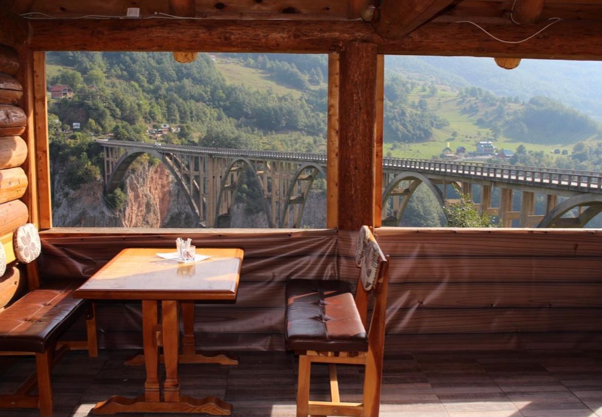 Tara Bridge Castle Hotel Zabljak  Exterior photo